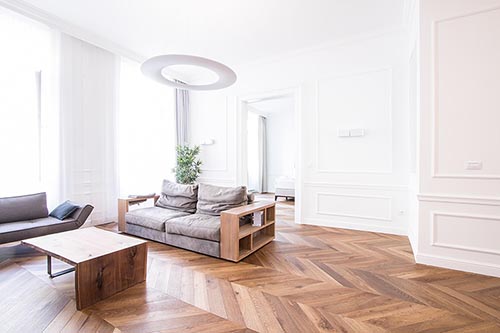 Cách chọn mẫu sàn gỗ công nghiệp cho phòng khách