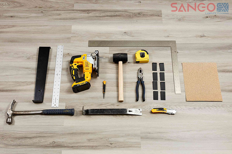 Chuẩn bị dụng cụ thi công sàn nhựa Chuẩn bị dụng cụ thi công sàn nhựa