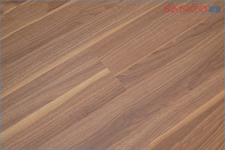 Sàn gỗ công nghiệp Thaixin 12mm bản to
