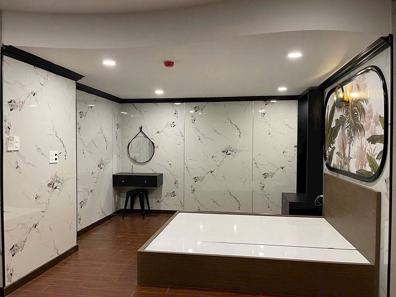 Tấm ốp than tre vân đá ốp tường phòng ngủ