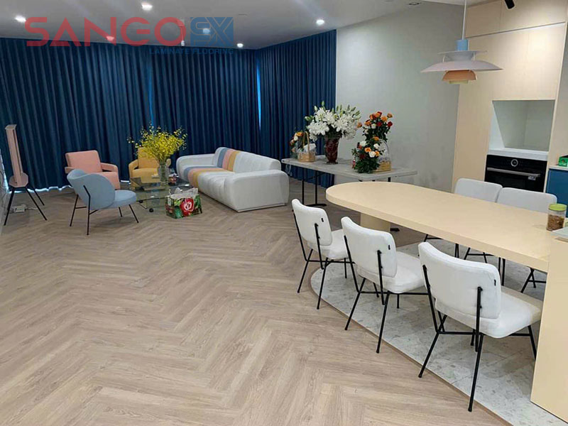 Báo Giá Sàn Gỗ Xương Cá Rẻ Nhất Tại Tổng Kho